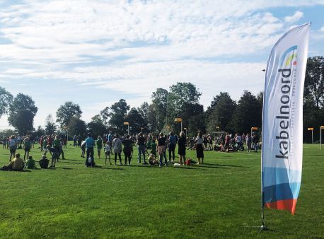Kabelnoord trotse sponsor van het 33ste schoolkorfbaltoernooi