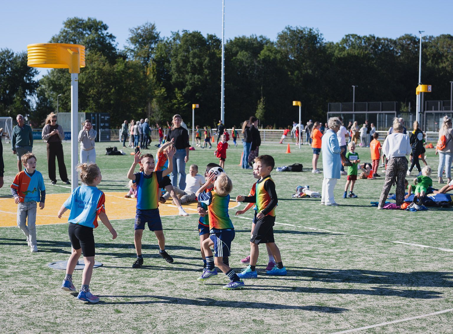 Kabelnoord sponsor van het schoolkorfbaltoernooi